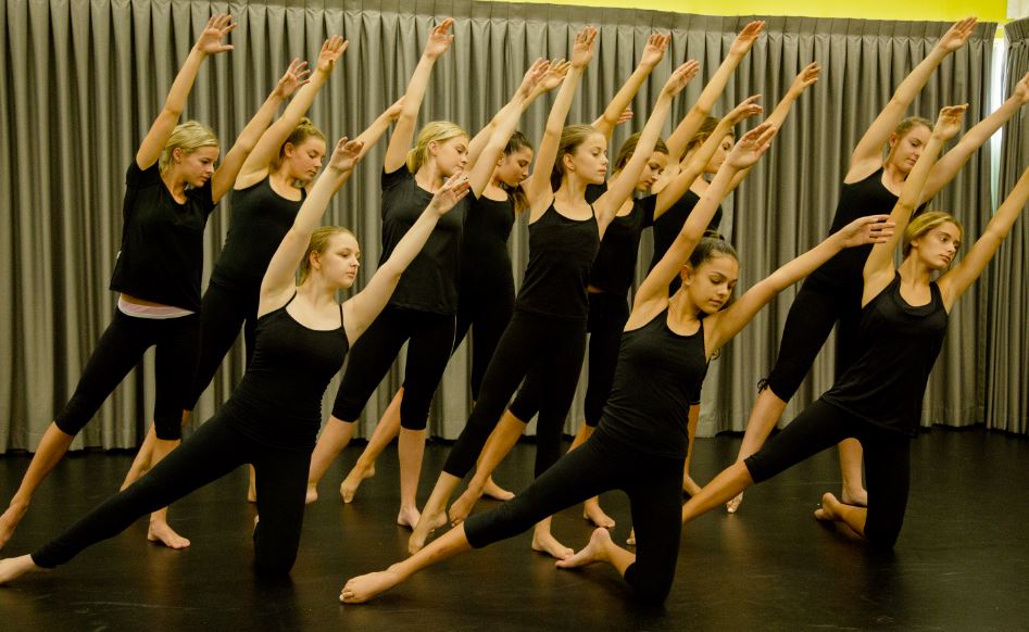 dance 2.JPG